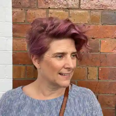 Top Short Wavy Hairstyles for Women Over 50
