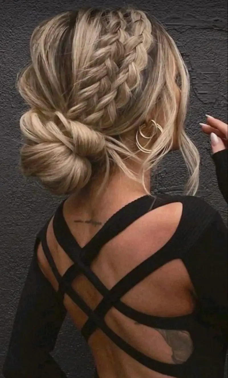Summer Updos for Medium Hair