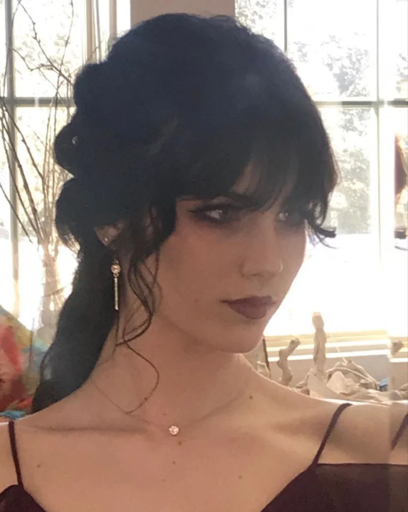vampire hairstyles of women