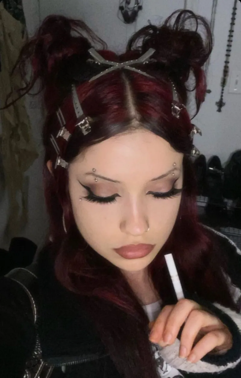 vampire hairstyles of women