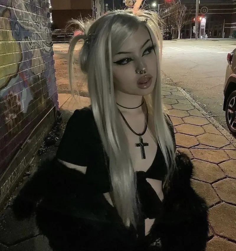 vampire hairstyles of women